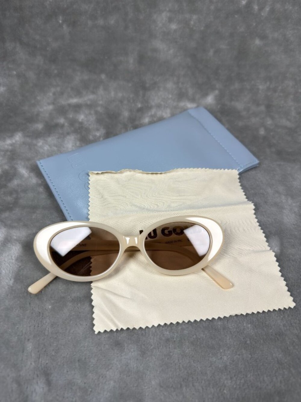 Lu Goldie Jeanne Cream Oval Sunglasses 100% Acetate Frame UV Protection With Cas